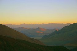 Sun rise on the Tibetan plain