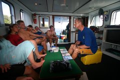 Dive briefing onboard