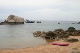 Tanote Bay, Koh Tao. Worth the risk!