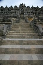 The steep steps up to the temple's tiers